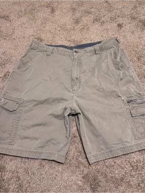 WRG Jeans Co Cargo Shorts Mens 36 Beige 8'' Inseam Logo Casual